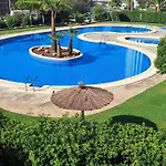 Las Marinas, Apartamento Muy Amplio Cerca De Playa Poniente