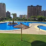 Las Marinas, Apartamento Muy Amplio Cerca De Playa Poniente